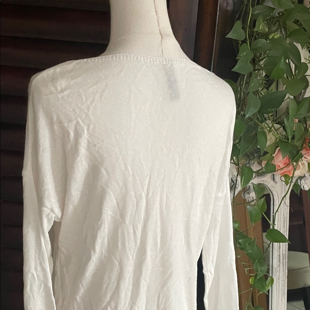 VENTI 6 Summer Spring Light Sweater White Top with Silver Accent Fits Medium - Picture 8 of 10